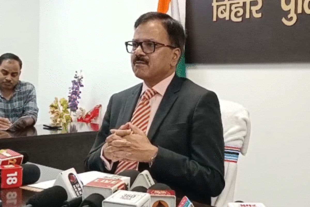 बिहार पुलिस को मिले 19,838 नये सिपाही, महिलाओं और ट्रांसजेंडर अभ्यर्थियों ने भी मारी बाजी