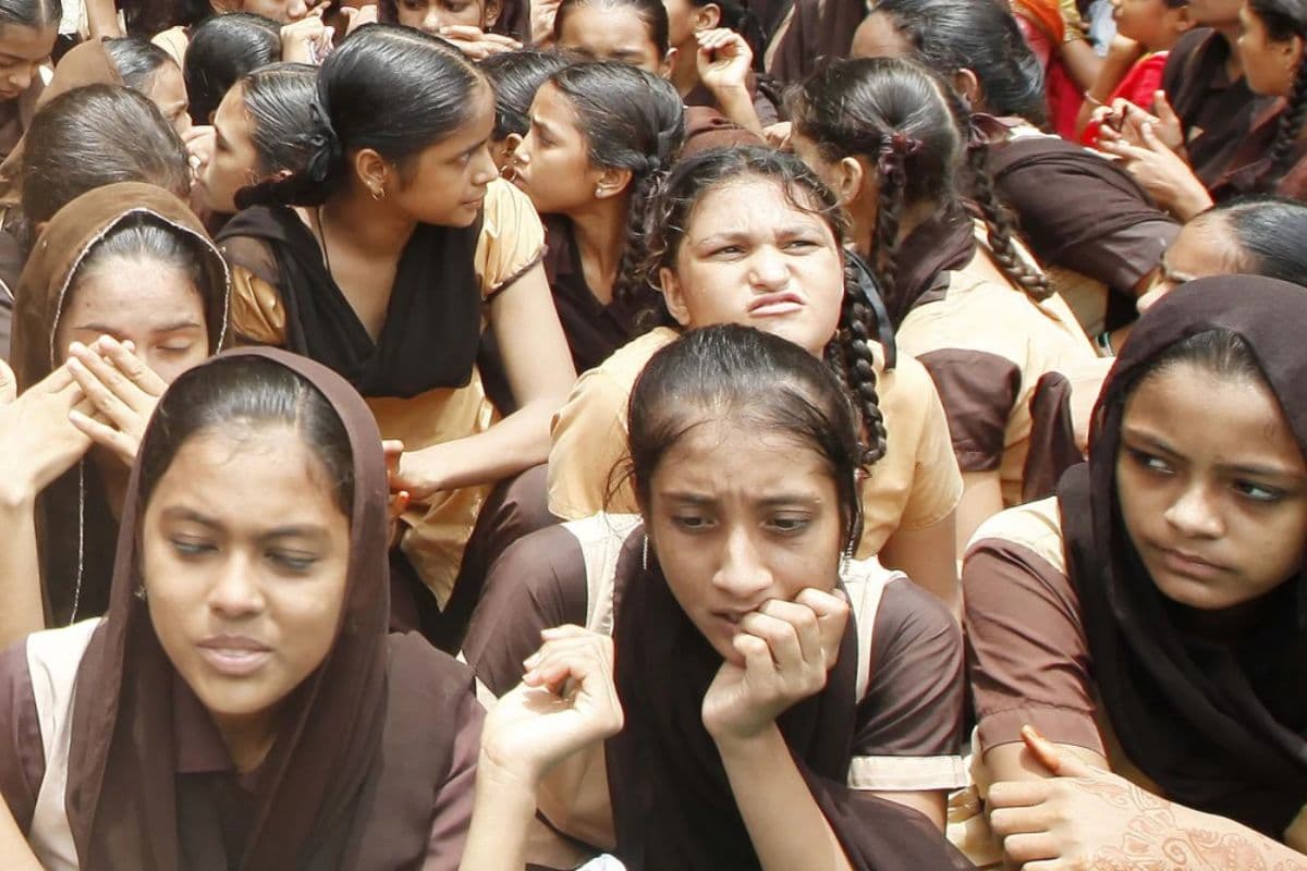 नालंदा में अल्पसंख्यक छात्रवृत्ति योजनाएं एक साल से बंद पड़ी हैं, हजारों छात्रों की पढ़ाई पर संकट