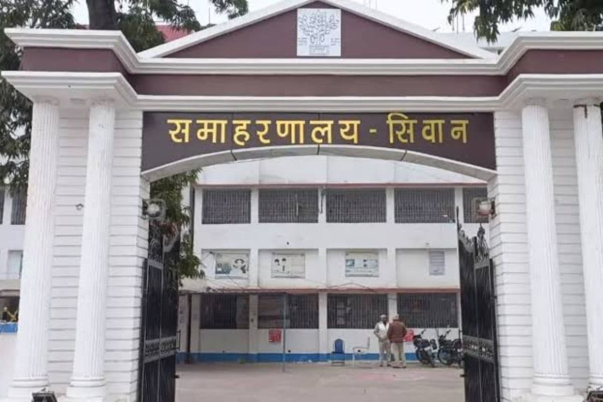 सीवान: 53 दिनों बाद पंचायत सचिवों की हड़ताल समाप्त, काम पर लौटने का निर्णय
