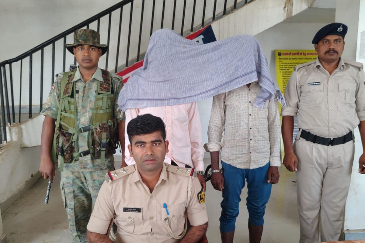 गया में STF और पुलिस की बड़ी कार्रवाई, अवैध अफीम की खेती कर रहे 2 आरोपित गिरफ्तार