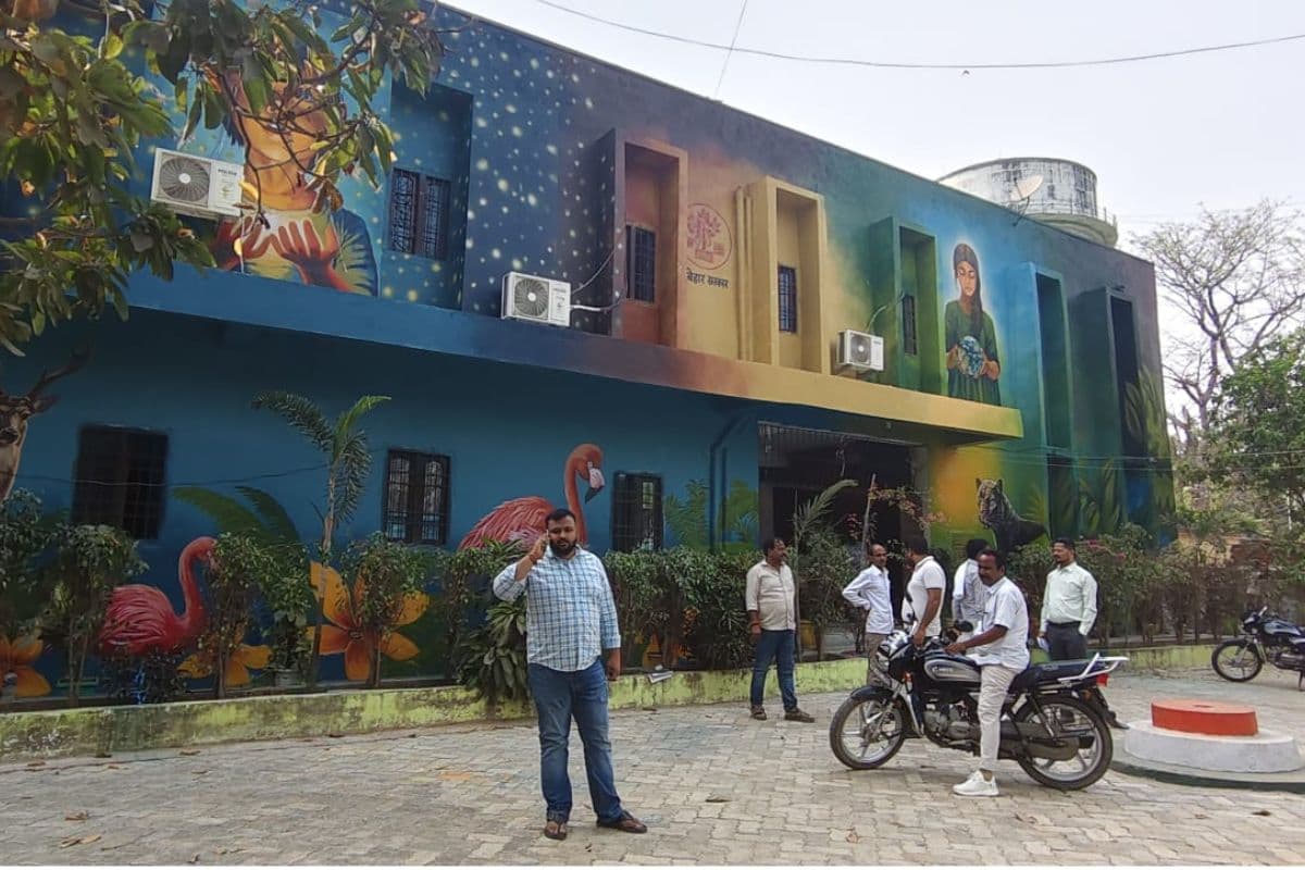 पटना के बिक्रम नगर पंचायत में सशक्त स्थायी समिति चुनाव को लेकर सरगर्मी तेज, 29 मई को होगा तीन पदों के लिए मतदान