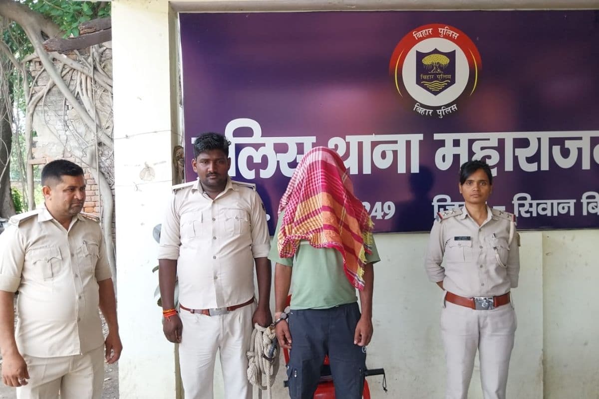 वाहन चेकिंग के दौरान लोडेड देशी पिस्टल के साथ बदमाश गिरफ्तार