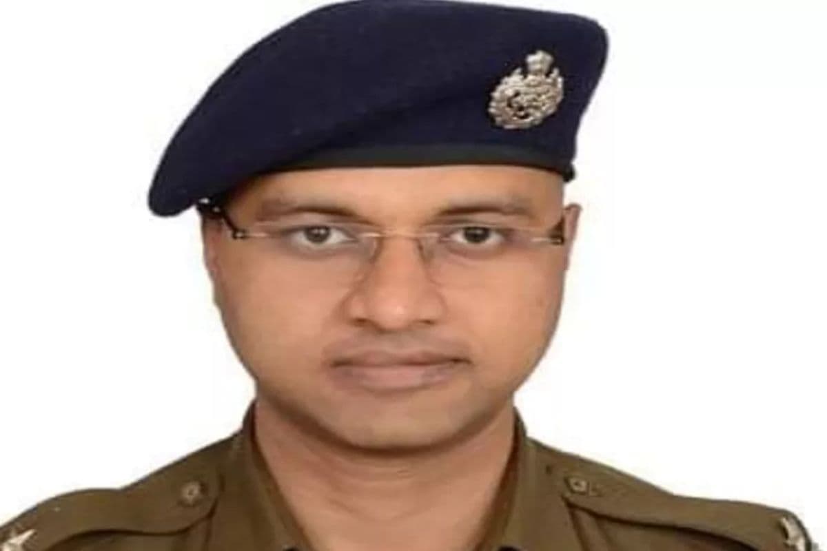 Jehanabad News : एसपी के सख्त निर्देश के बाद थानों में देर रात तक लिखी गई केस डायरी, लंबित मामलों के निपटारे में तेजी