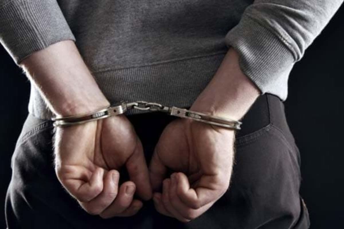 खुसरूपुर में शराब मामले का फरार अभियुक्त गिरफ्तार, पुलिस की त्वरित कार्रवाई
