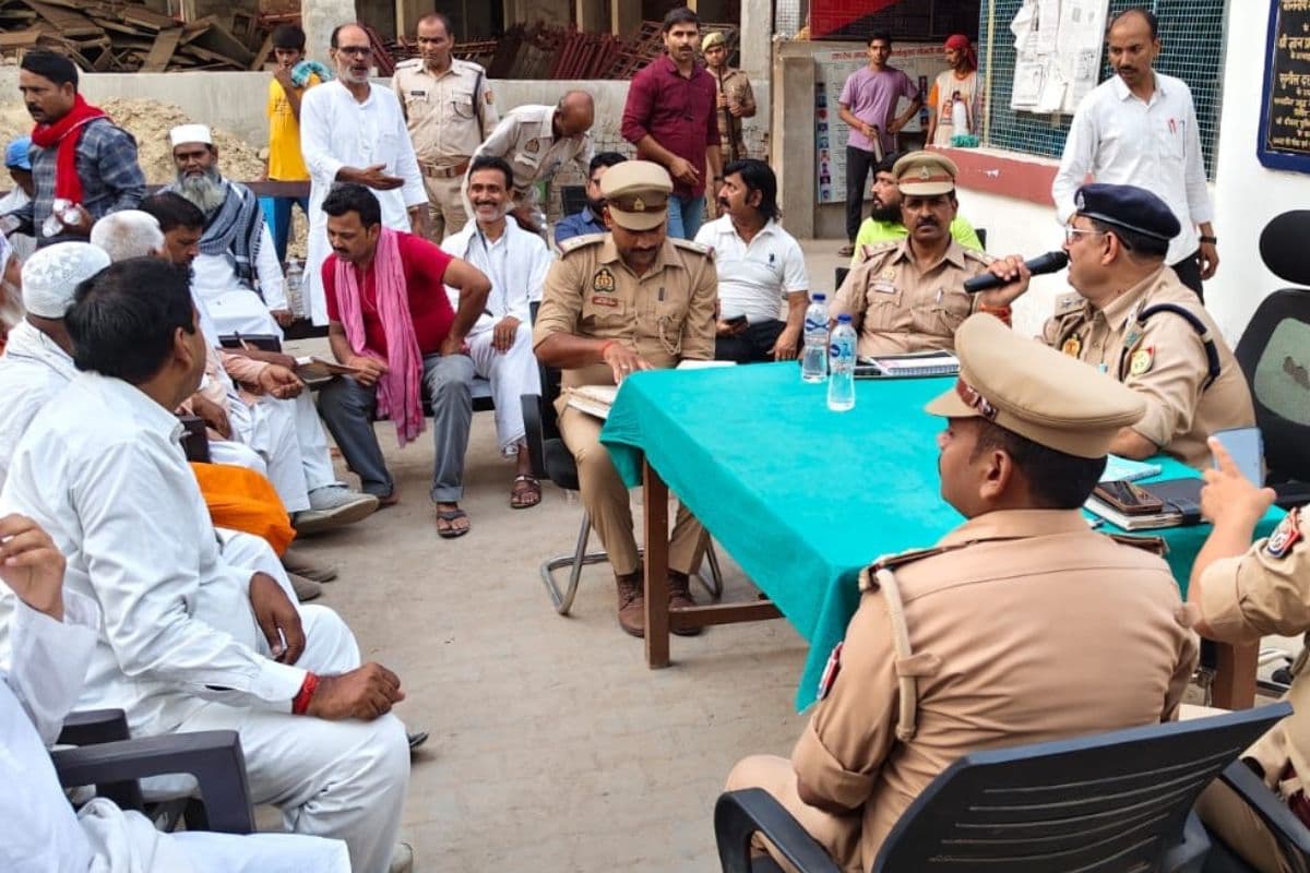 Saran News : बकरीद को लेकर प्रशासन अलर्ट, अफवाह फैलाने वाले पर होगी कार्रवाई