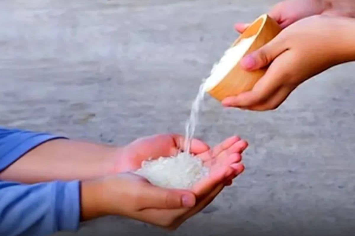 आज वैशाख मास के दिन करें इन चीजों का दान