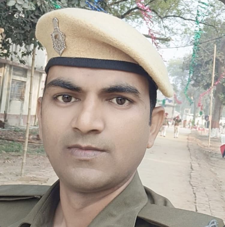 Sitamarhi News: सीतामढ़ी में निगरानी का एक्शन: पुपरी इंस्पेक्टर का रीडर 20 हजार रुपये घूस लेते रंगे हाथ गिरफ्तार