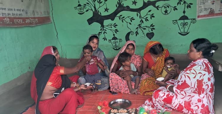 आंगनबाड़ी केंद्रों पर मनाया गया अन्नप्राशन दिवस