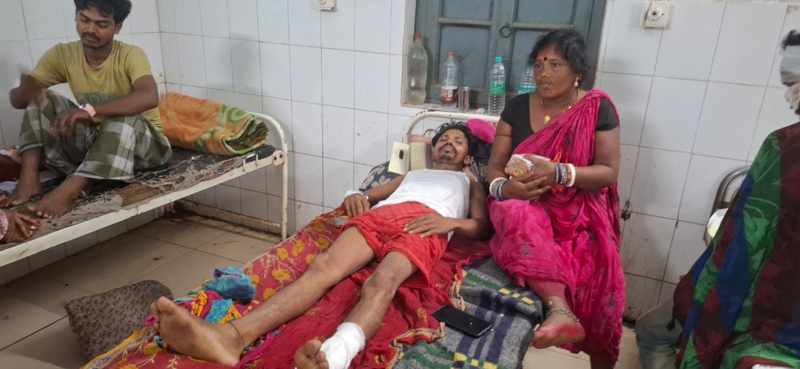 बारात में हर्ष फायरिंग, डीजे पर डांस के दौरान युवक को लगी गोली