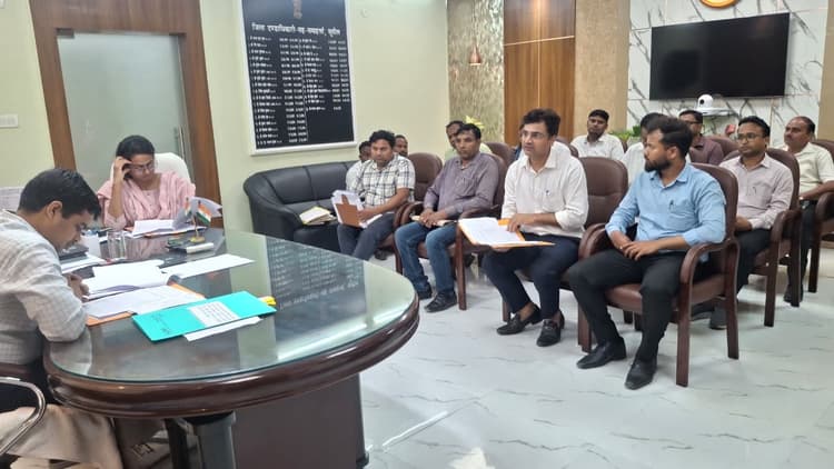 जिला कृषि टास्क फोर्स की बैठक, सभी योजनाओं में शत-प्रतिशत लक्ष्य का निर्देश