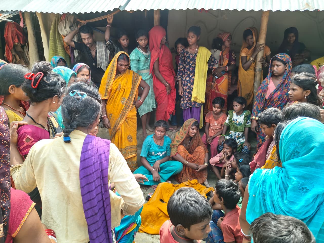 पानी भरे गड्ढे में डूबने से दो मासूमों की मौत