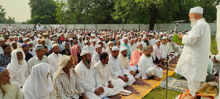 गोगरी में भाईचारे के साथ अदा हुई बकरीद की नमाज