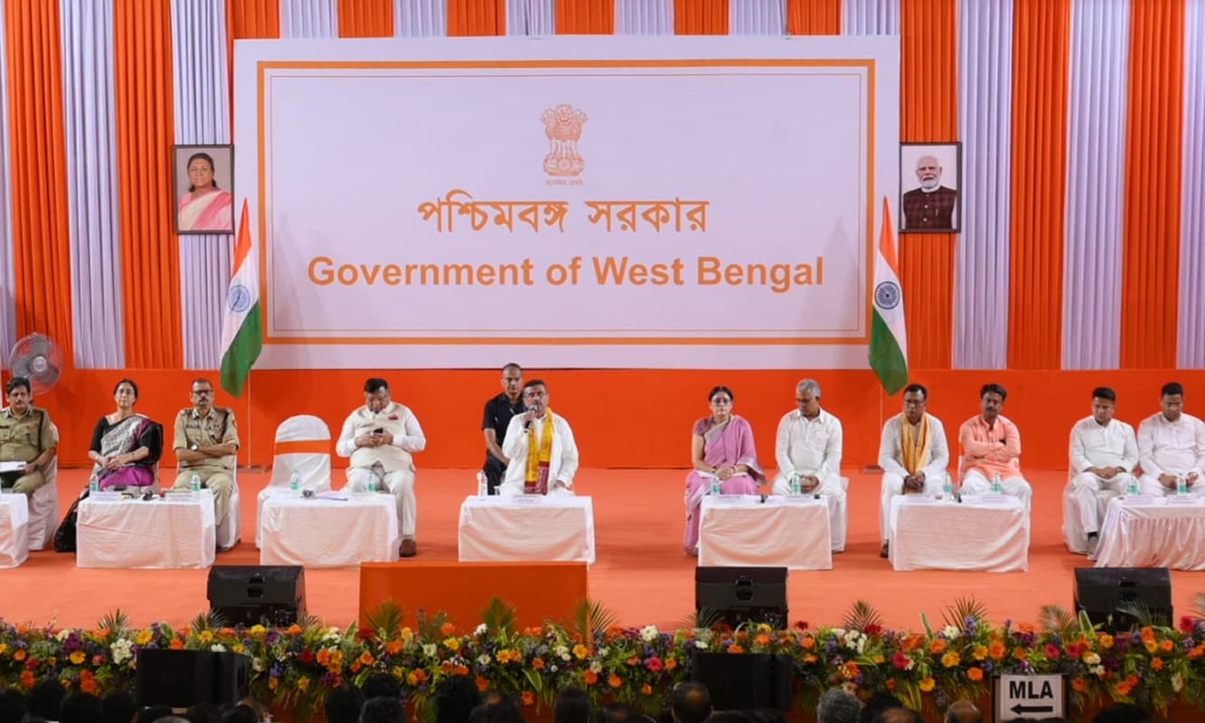 प्रशासनिक बैठक में नहीं पहुंचे तृणमूल के एक भी विधायक, शुभेंदु अधिकारी ने ममता बनर्जी पर कसा तंज