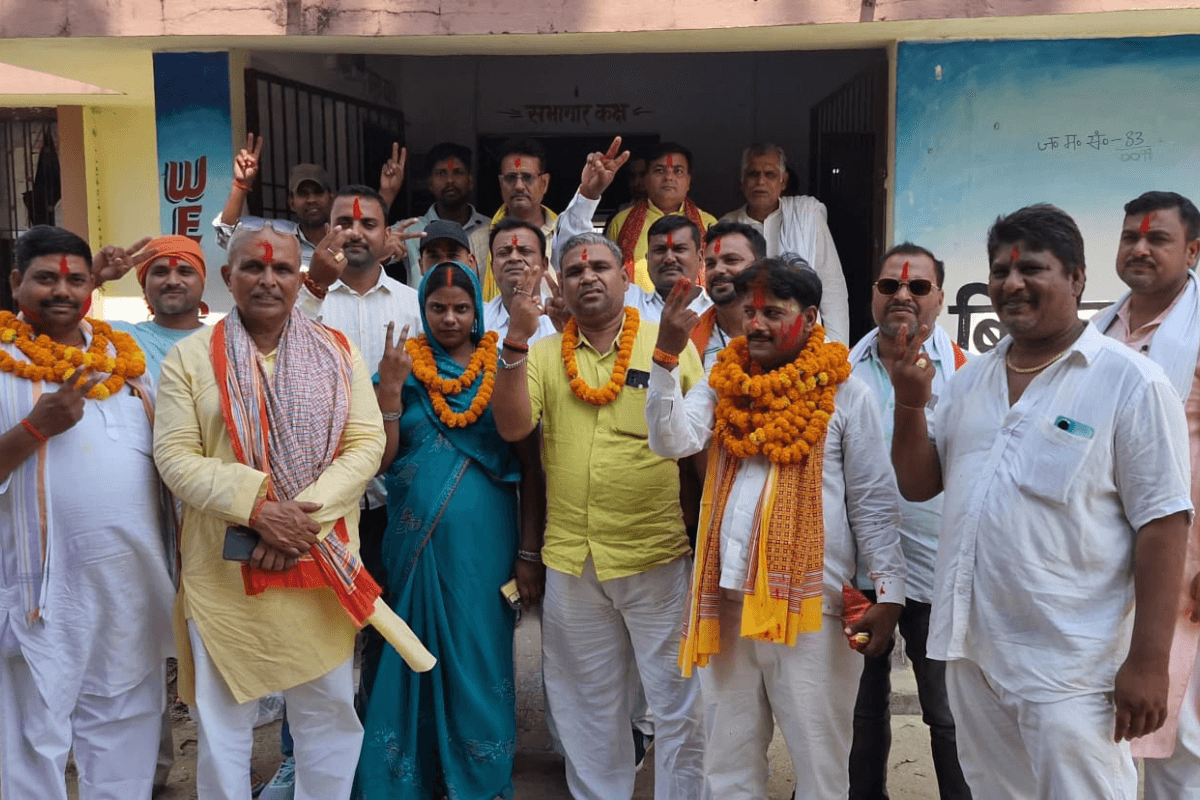 शाहपुर प्रमुख गीता देवी की कुर्सी बची, अविश्वास प्रस्ताव कोरम के अभाव में खारिज