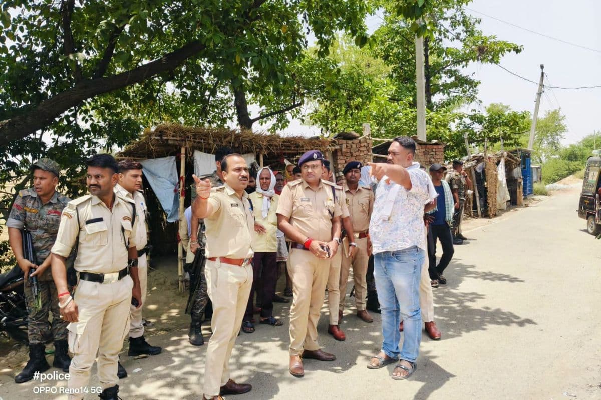 दाउदनगर में किसान की हत्या स्थल पर एसपी का निरीक्षण, जल्द गिरफ्तारी के दिए निर्देश