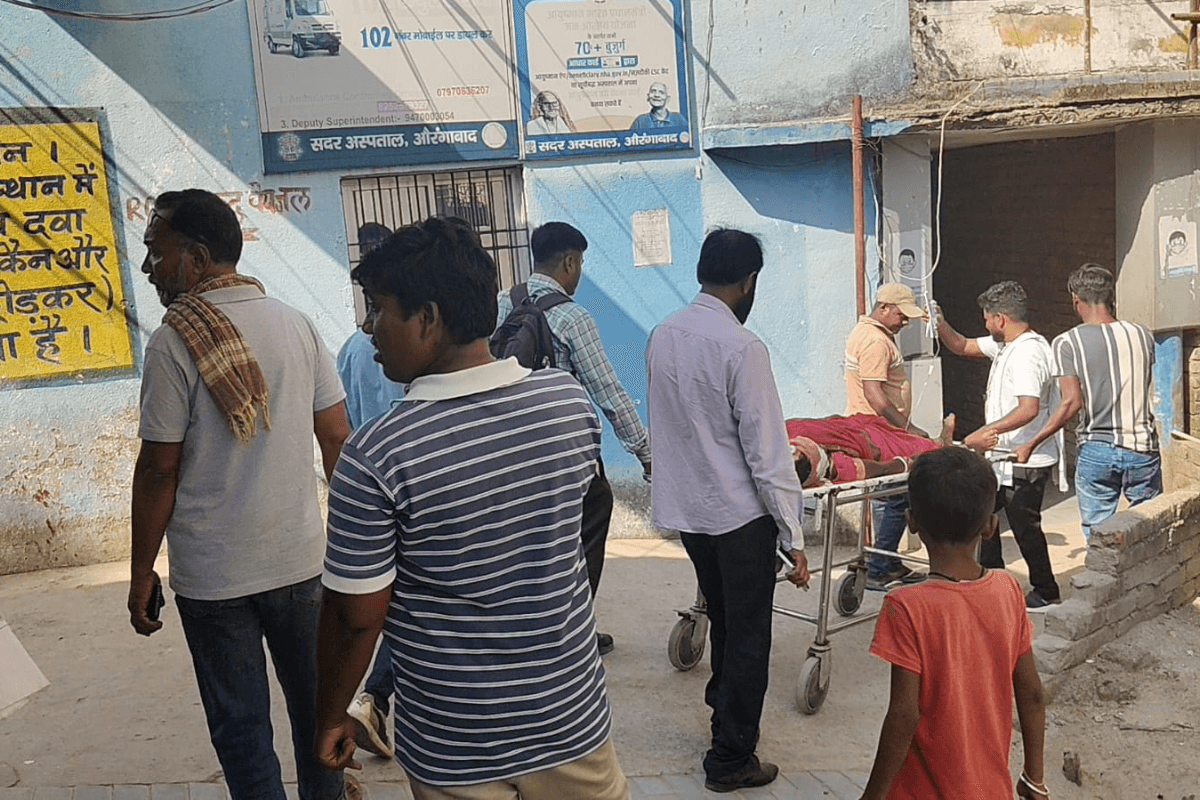 दो बाइकों की जोरदार टक्कर, बाइक पर सवार पांच लोग घायल, एक की हालत गंभीर