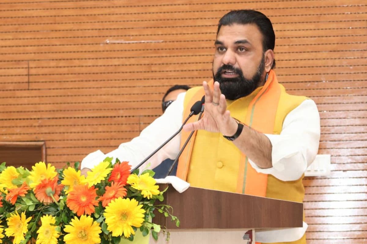आज दिल्ली से पटना लौट रहे सीएम सम्राट, मंत्रियों की लिस्ट भी ला रहे साथ