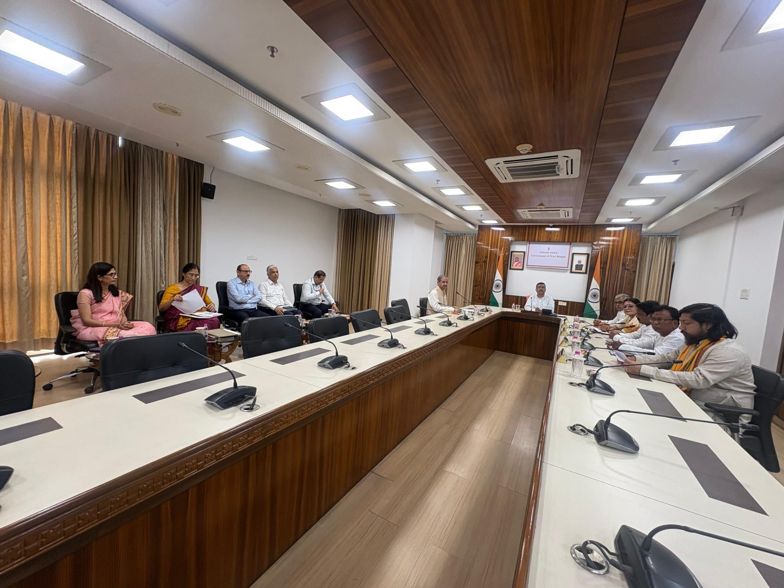 पश्चिम बंगाल में OBC आरक्षण से बाहर होंगे 77 समुदाय!, ओबीसी सूची में संशोधन को कैबिनेट की मंजूरी