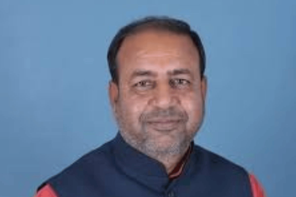 सम्राट कैबिनेट के 5 मंत्रियों का प्रोफाइल, हम से संतोष सुमन तो रालोमो से दीपक प्रकाश ने ली शपथ
