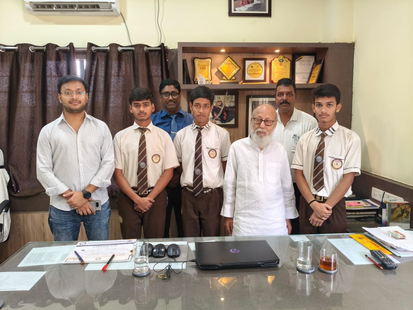 ताराचंद धानुका अकादमी के तीन छात्रों का इसरो यूविका में चयन, क्षेत्र में खुशी की लहर