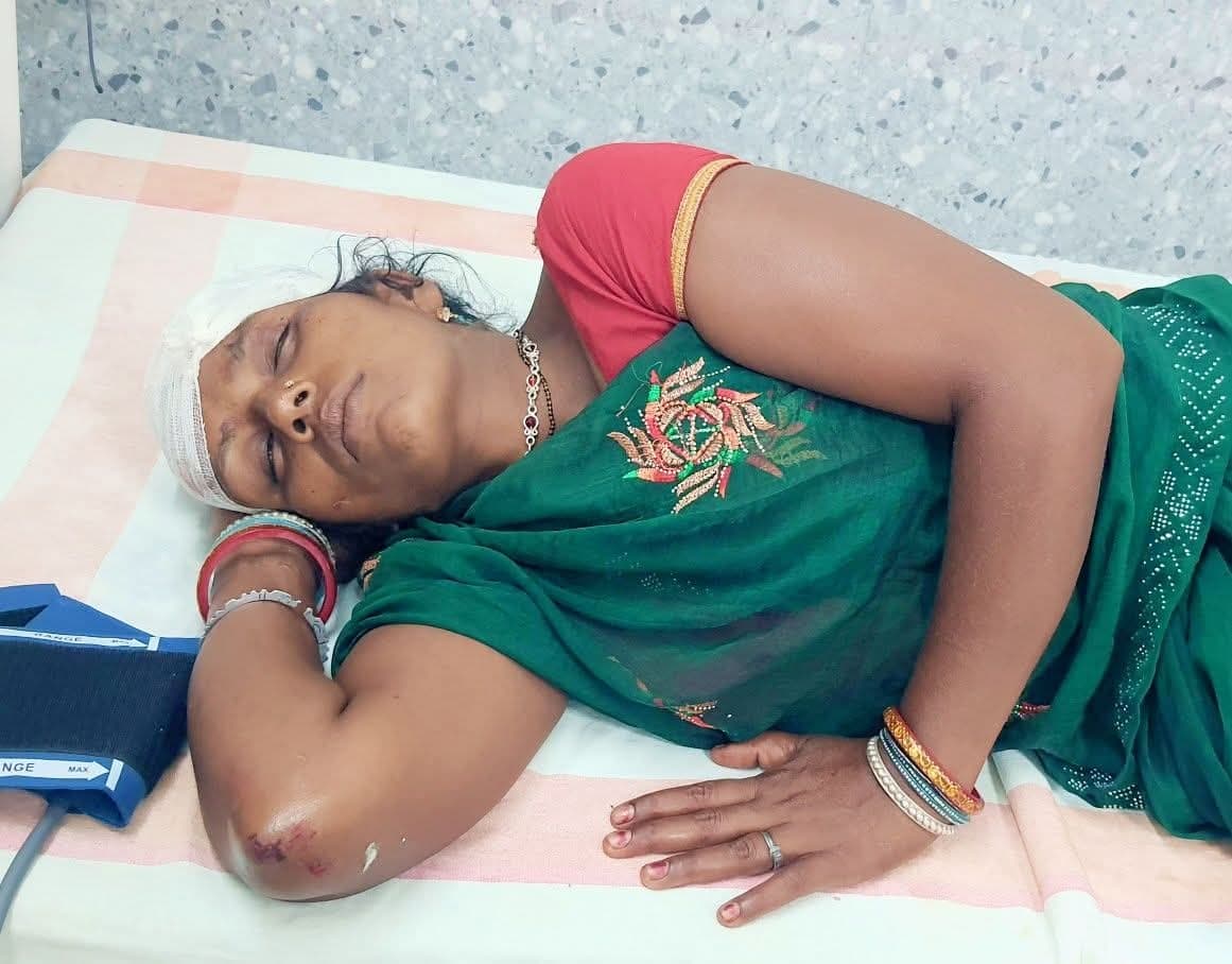 Banka, दो बाइकों की टक्कर में बाइक सवार दंपति घायल, भर्ती