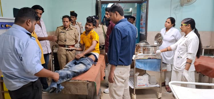 सड़क दुर्घटना में ई रिक्शा चालक जख्मी, इलाजरत
