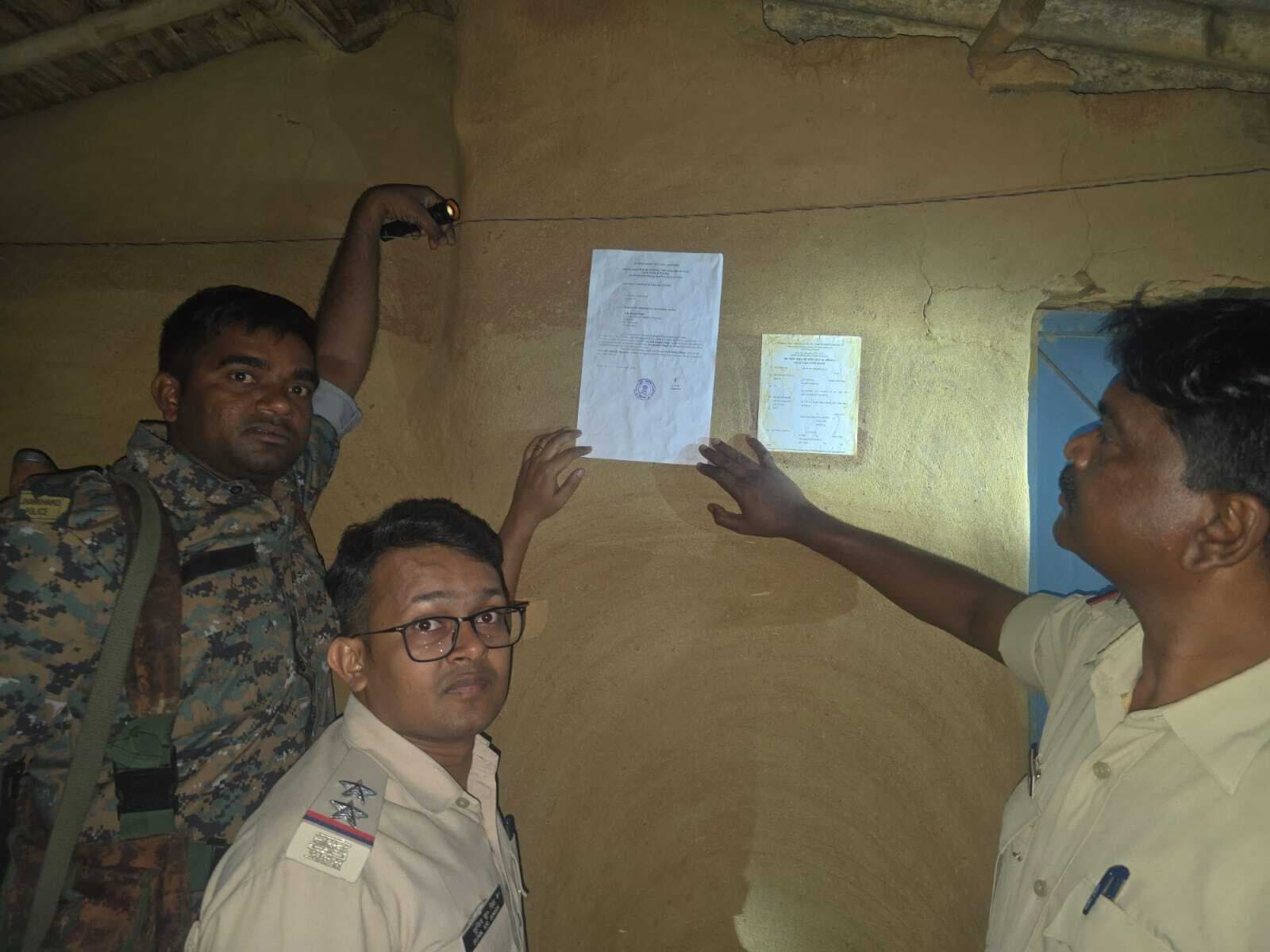 फरार दो आरोपियों पर कोर्ट सख्त, 22 तक हाजिर होने का आदेश