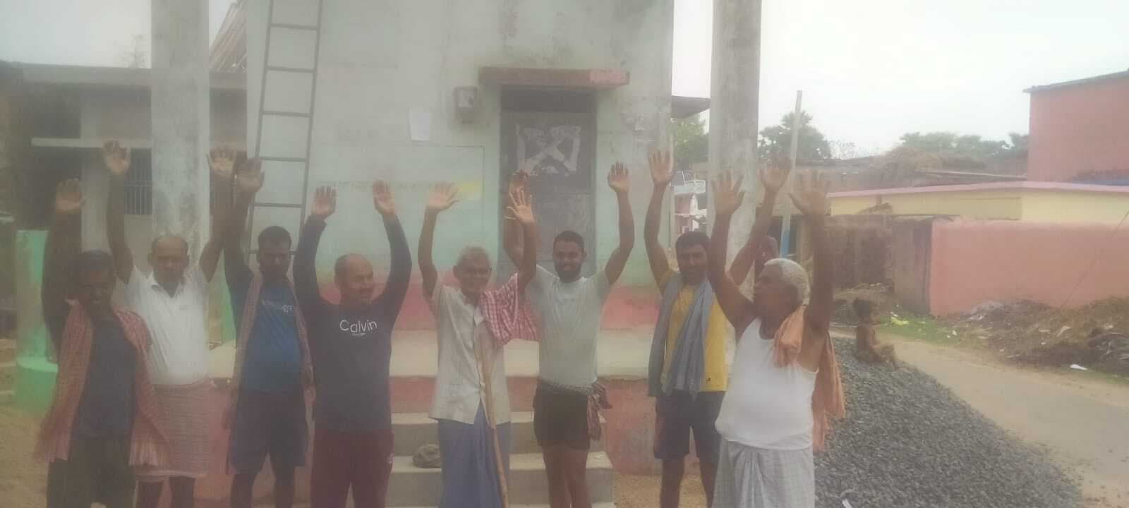 BANKA NEWS : शंभुगंज में छोटी भरतसिला गांव में पेयजल संकट से जूझ रहे ग्रामीणों ने किया प्रदर्शन