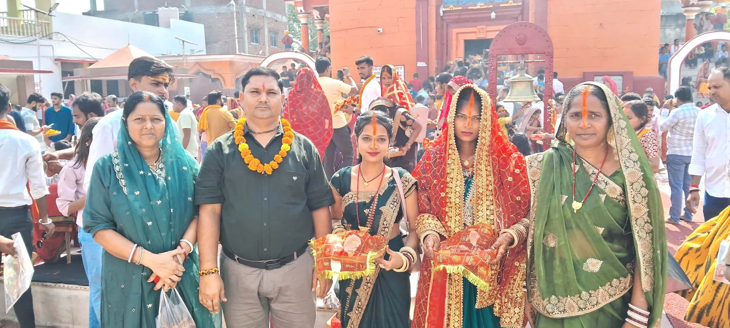 सूर्यकुंड में आस्था की डुबकी लगाकर नवदंपतियों ने मांगा सुखद जीवन का आशीर्वाद