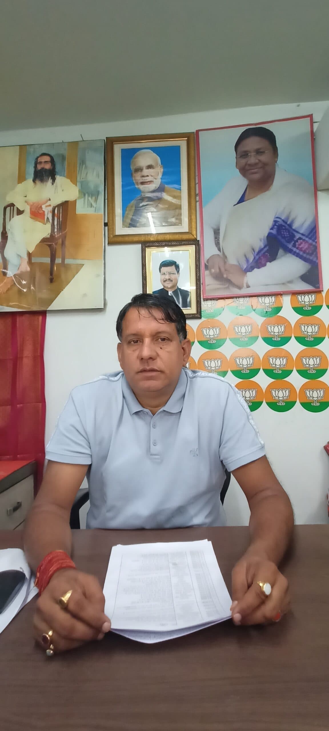 बस किराया वृद्धि पर पूर्व मंत्री रणधीर सिंह की आपत्ति, अभिभावकों से विरोध की अपील
