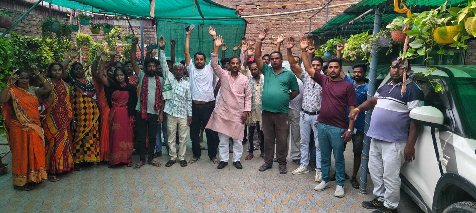 Bhagalpur. वेतन-सुरक्षा पर भड़के सफाइकर्मी, बोले- इलाज के लिए पैसे नहीं