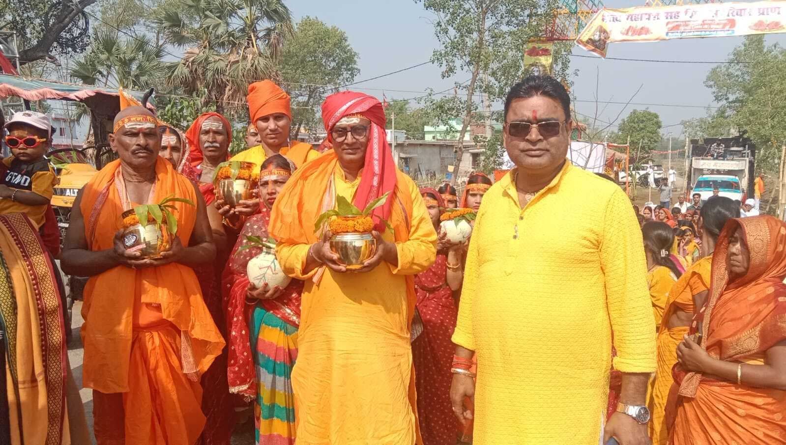 कलशयात्रा के साथ शिव मंदिर प्राणप्रतिष्ठा महायज्ञ शुरू