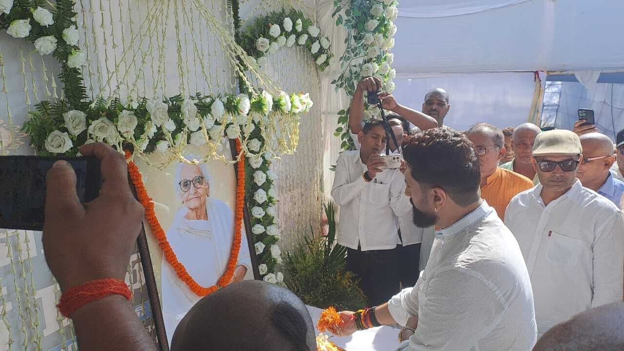 KHAGARIA अगुवानी पहुंचे केंद्रीय मंत्री चिराग पासवान, बंगाल में एनडीए की जीत को बताया ऐतिहासिक