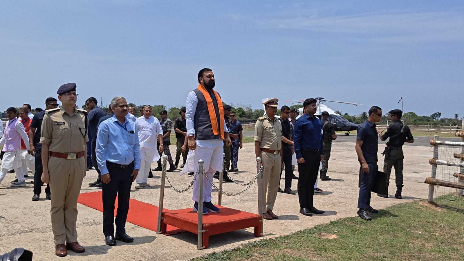 MUNGER मुख्यमंत्री सम्राट चौधरी पहुंचे मुंगेर, योग विद्यालय एवं भाजपा के कार्यक्रम में लेंगे भाग