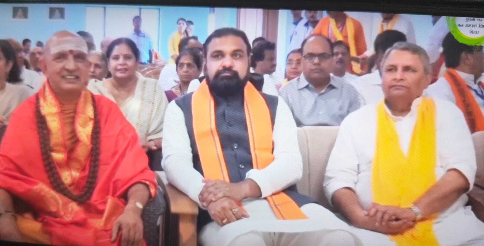 MUNGER बिहार योग विद्यालय में स्वामी निरंजनानंद ने मुख्यमंत्री का किया स्वागत