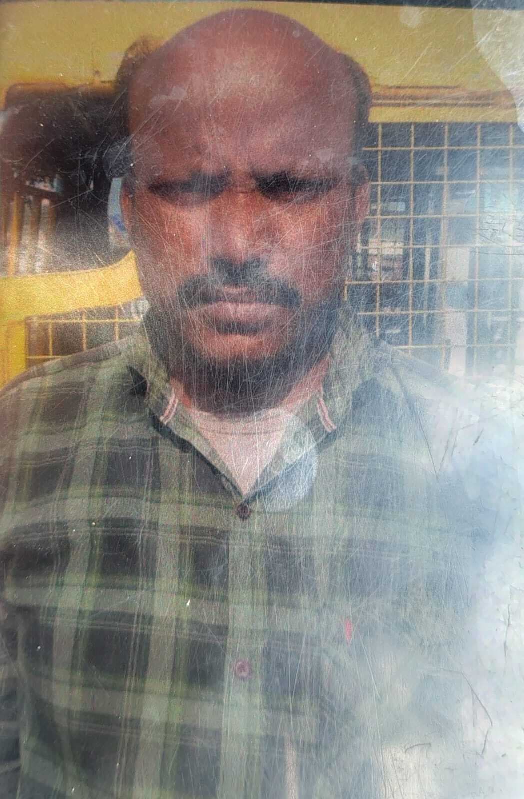 सड़क दुर्घटना में बाइक सवार की  मौत