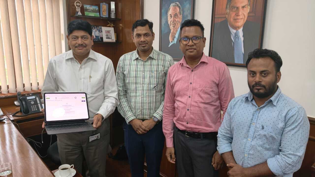 00 स्वगणना : टाटा स्टील के वीपी ने पोर्टल पर जाकर खुद भरा अपना विवरण