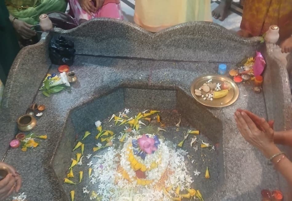 Bhagalpur. बाबा बूढ़ानाथ मंदिर में विधि-विधान से हुई सरकारी पूजा, खुले पट