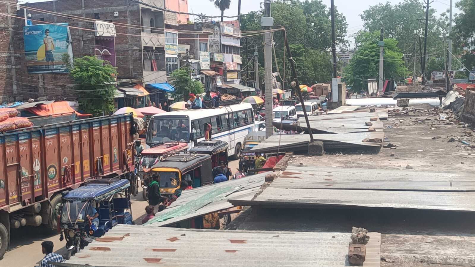 MUNGER : तारापुर में भीषण जाम, आमजन परेशान