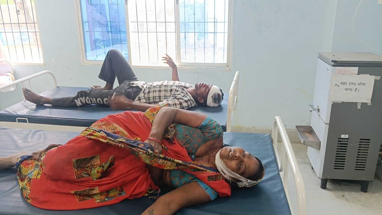Gopalganj News : सिधवलिया में  रास्ते के विवाद में दो पक्षों में जमकर मारपीट, नौ घायल