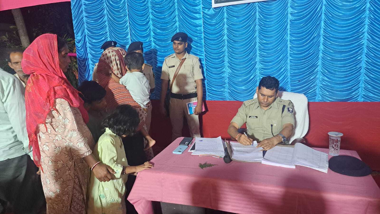 जनता के बीच पहुंचे एसपी, साइबर अपराध से लेकर भ्रष्टाचार मुक्त पुलिसिंग तक दिया भरोसा