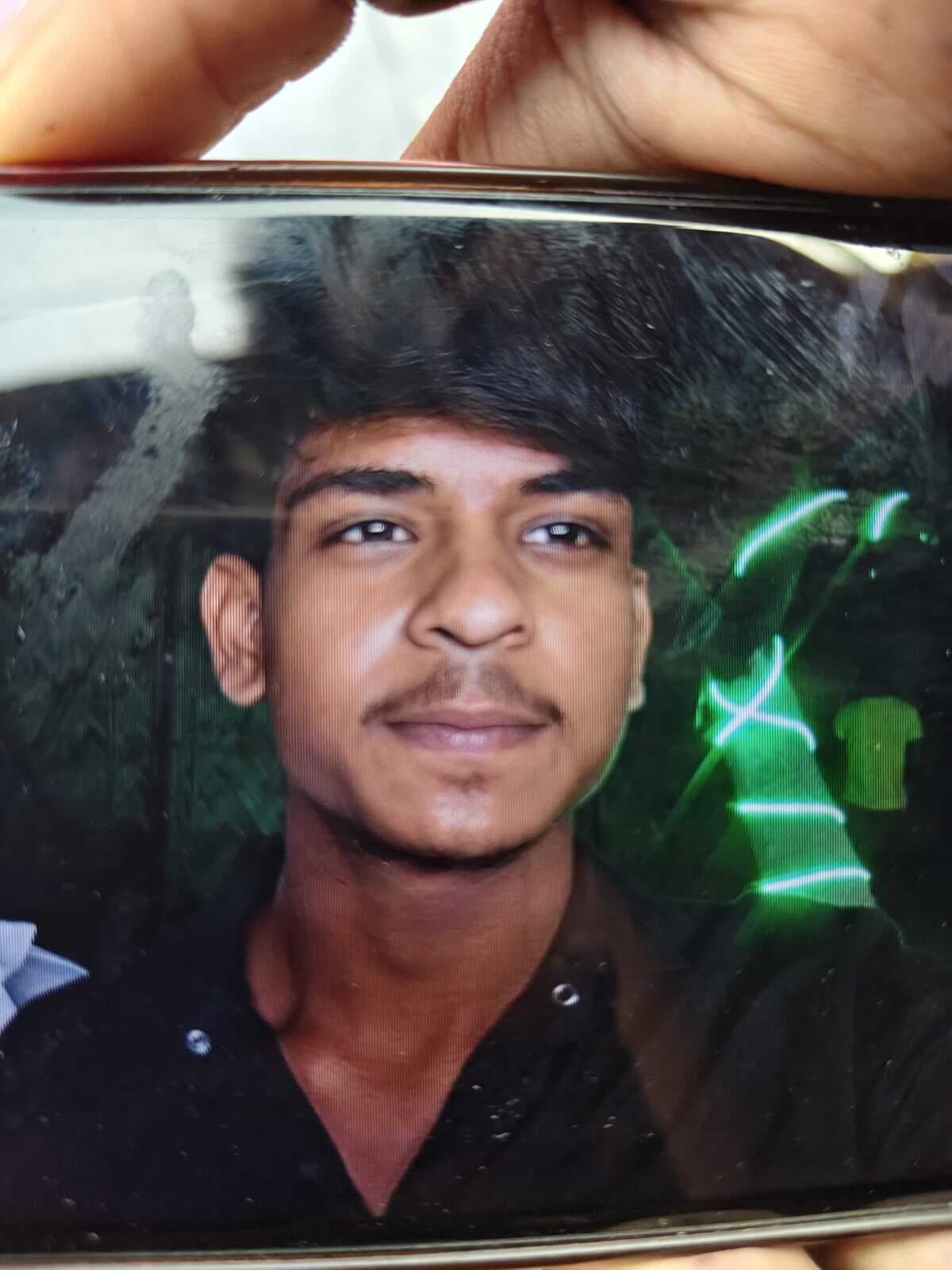 Bhagalpur news भीखनपुर में इंटर के छात्र ने गले में फंदा डाल कर की खुदकुशी