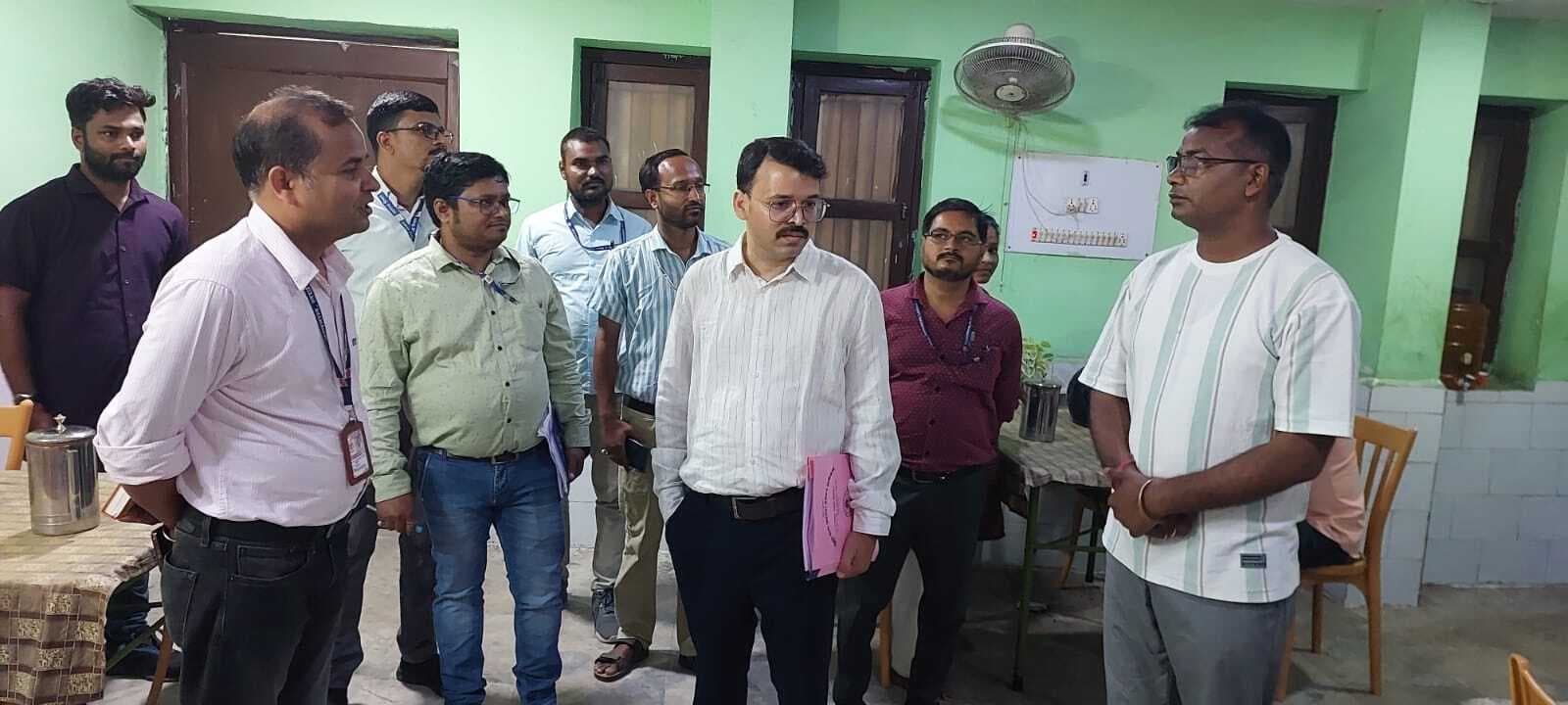 राज्य आपदा की टीम सदर अस्पताल की जांच कर हुए संतुष्ट