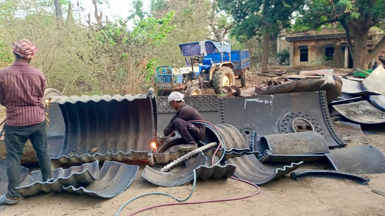 एशिया की शान रही बिस्कोमान मिल के अवशेष बेचे गये, रोजगार की उम्मीदें दफन