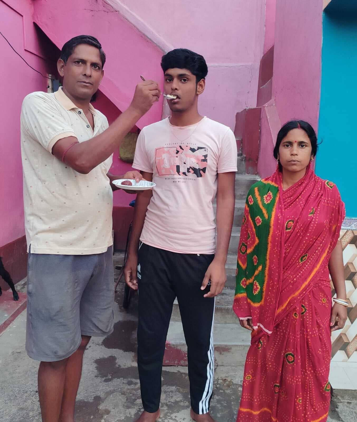 इंटर साइंस में विद्युत घोष ने जिले में प्राप्त किया तृतीय स्थान