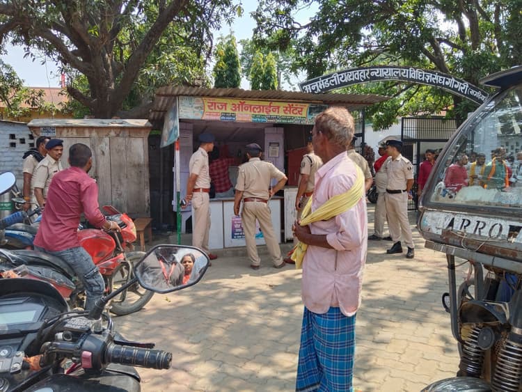 साइबर अपराध की सूचना पर ऑनलाइन सेंटर में छापेमारी