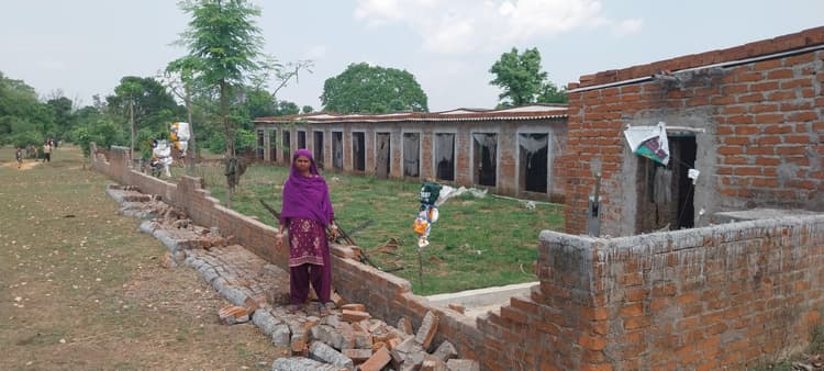 Giridih News :पांच माह बाद फिर तिसरी क्षेत्र पहुंचा 24 हाथियों का झुंड, मचायी तबाही