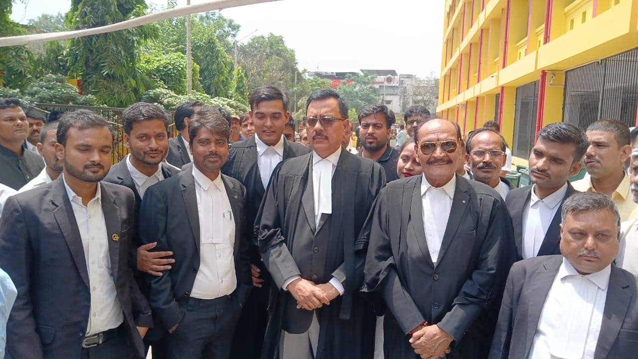 जदयू विधायक पप्पू पांडेय व उनके सीए की गिरफ्तारी पर रोक बरकरार, अब 19 को होगी सुनवाई