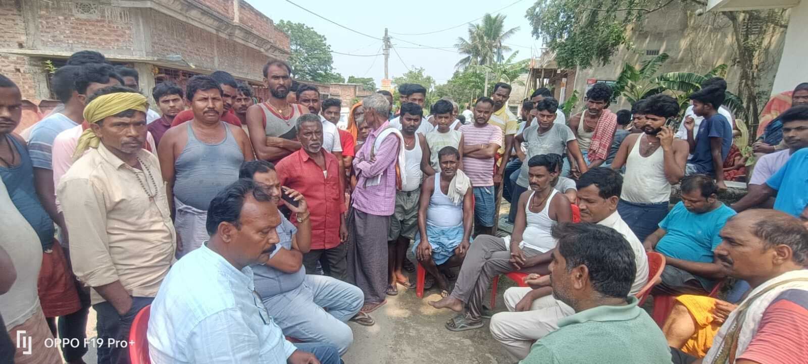 KATIHAR : अनियंत्रित पिकअप ने 18 माह की मासूम को कुचला, मौके पर मौत