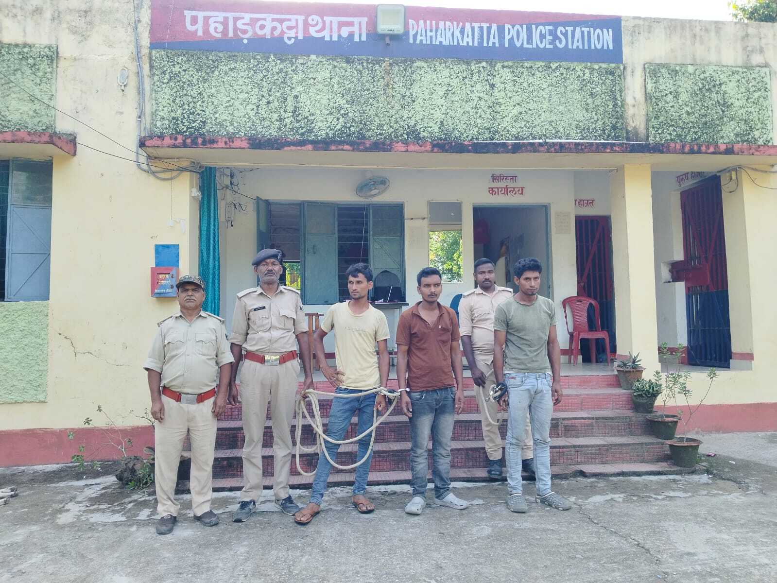 विद्युत तार चोर गिरोह का भंडाफोड़, तीन गिरफ्तार